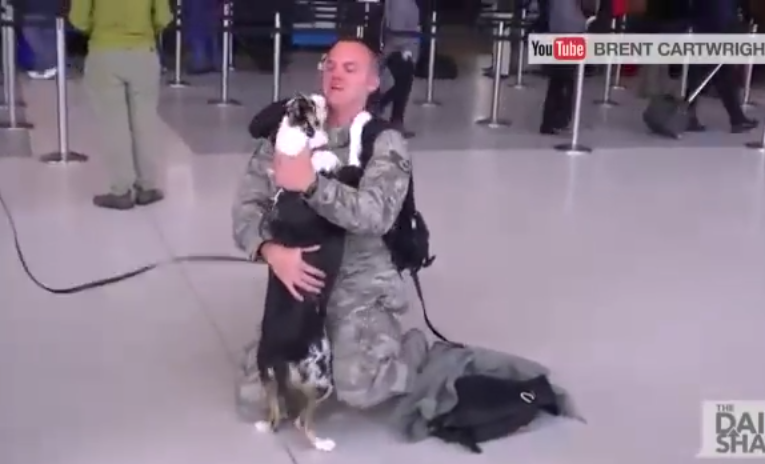 Soldier Receives the Best ‘Welcome Home’ Gift Ever