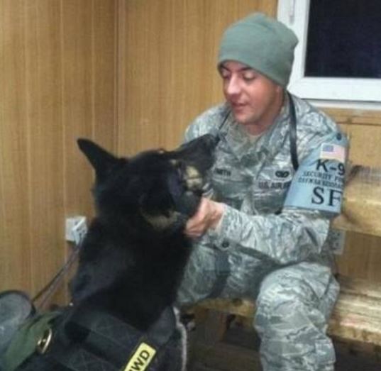 Airman Stays By His Dying Dog’s Side ‘Til The End